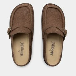 Shoes Brigid La Dee Dottie Brown Clog -Alegria Shoes Shop BRI 8117 S4 aab02704 a449 4bb2 af0b 4410c0264d44