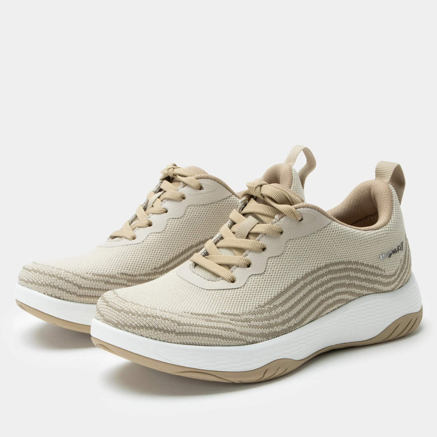 In8 Cream Shoe 1 In8 Cream Shoe