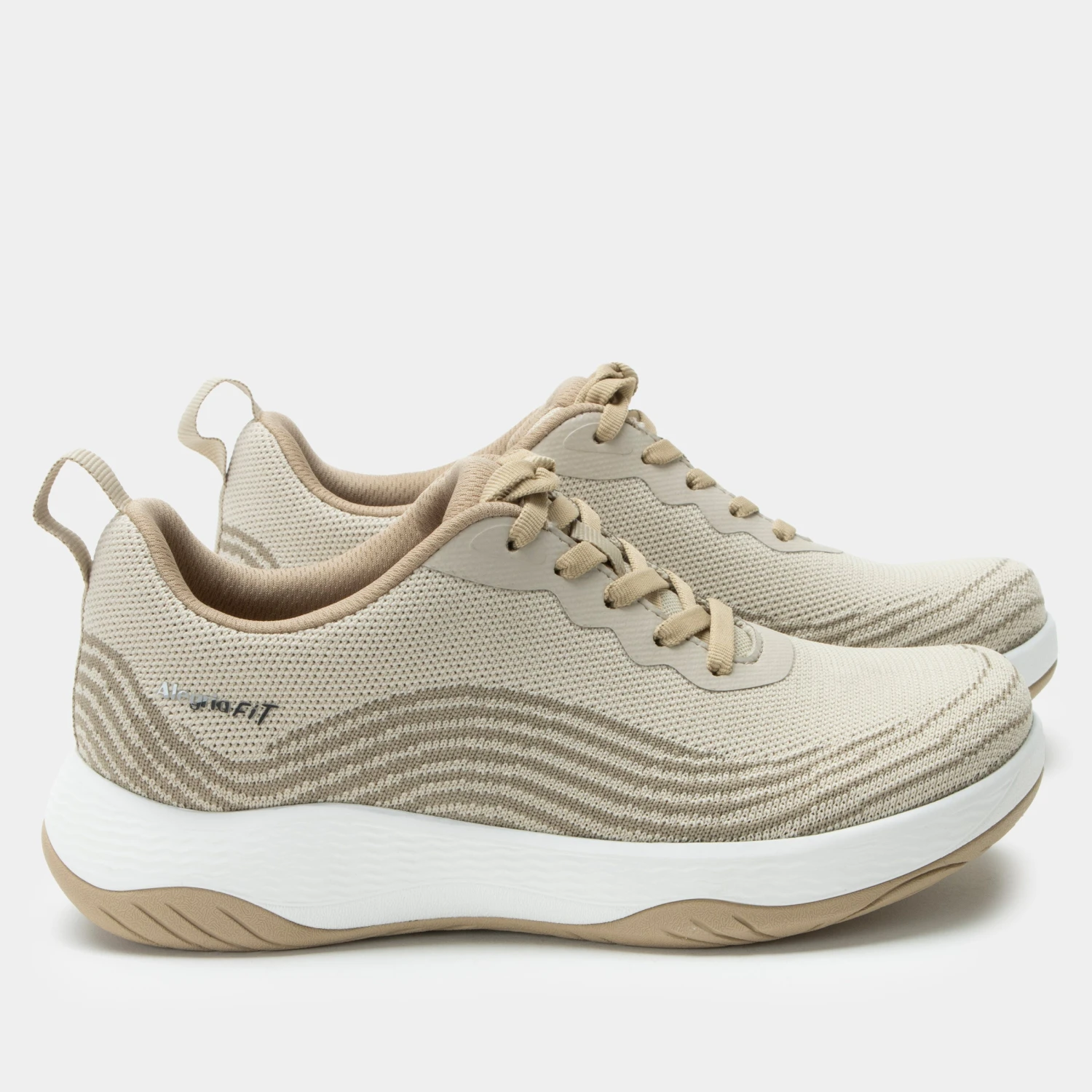 In8 Cream Shoe 3 In8 Cream Shoe - Image 3