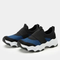 Sleek Joy Royal Blue Shoe