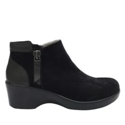 Sloan Raven Velvet Boot -Alegria Shoes Shop SLO 7617 S2
